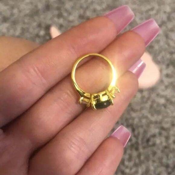 14k golden emrald green engagement ring sz 8 - Picture 2 of 10